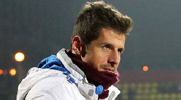 Fenerbahçe'de Emre Belözoğlu Fenerbahçe'de Emre Belözoğlu