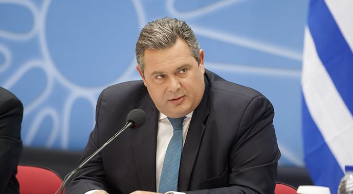 Yunan Savunma Bakanı'ndan AB'ye IŞİD tehdidi Yunan Savunma Bakanı'ndan AB'ye IŞİD tehdidi