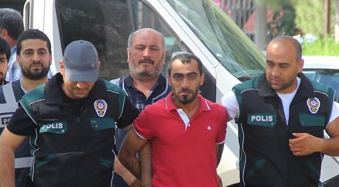 Zehir taciri tavuk kümesinde yakalandı