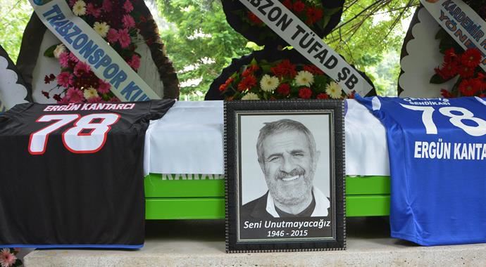 Karabükspor&#039;un eski teknik direktörü toprağa verildi