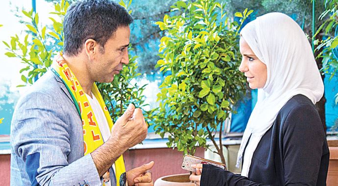 İzzet Yıldızhan: Tokatçı değilim, kadına şiddete karşıyım İzzet Yıldızhan: Tokatçı değilim, kadına şiddete karşıyım