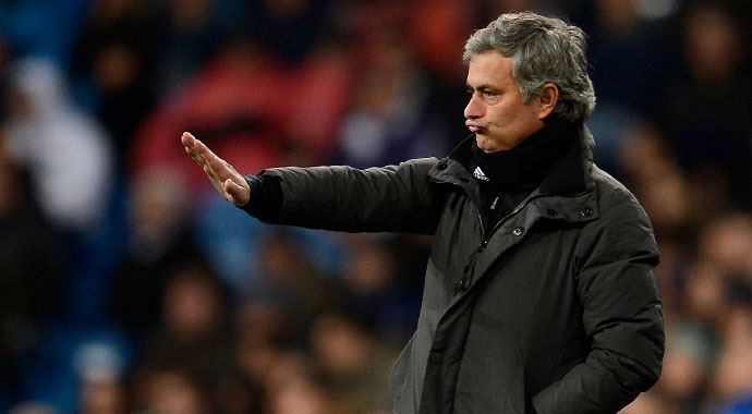 Mourinho FIFA&#039;ya yüklendi