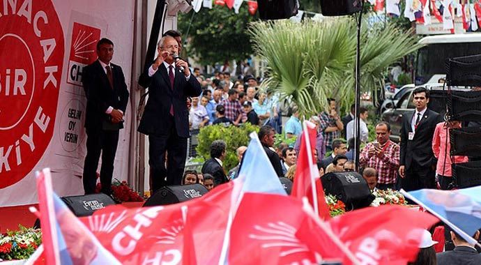 CHP genel seçimde 132 milletvekili çıkardı