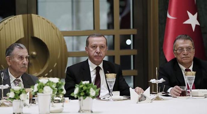Erdoğan'ın Baykal'dan sonra ikinci hamlesi Erdoğan'ın Baykal'dan sonra ikinci hamlesi