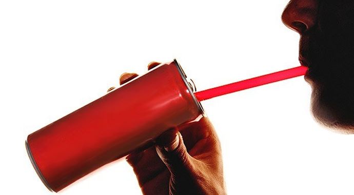 Yılda 184 bin kişi, o içecekten hayatını kaybediyor Yılda 184 bin kişi, o içecekten hayatını kaybediyor