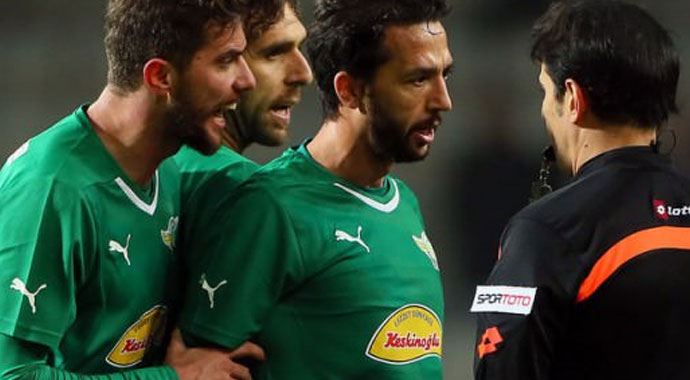 Eleştiriler Bilal'ı etkiledi Eleştiriler Bilal'ı etkiledi