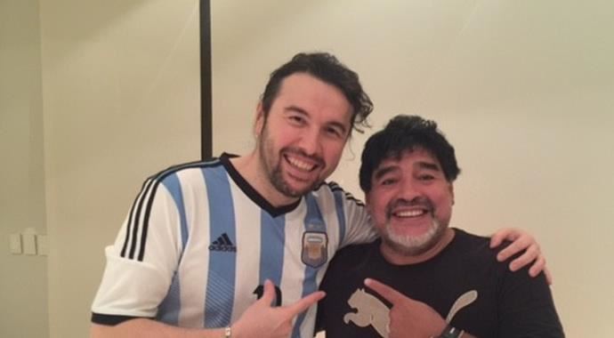 Ünlü isim Maradona ile buluştu