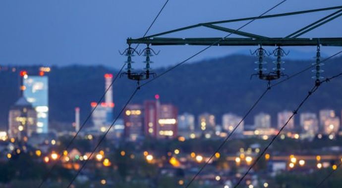 Doğalgaz&#039;dan sonra elektriğe de el attılar!