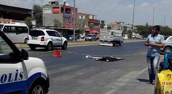 TIR&#039;ın çarptığı 7 yaşındaki çocuk feci şekilde can verdi