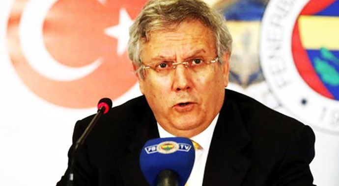 Aziz Yıldırım'dan Van Persie müjdesi Aziz Yıldırım'dan Van Persie müjdesi