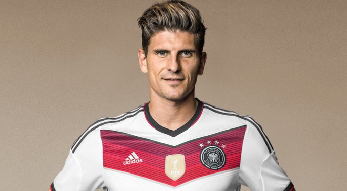 Galatasaray'dan Mario Gomez'e yeni teklif Galatasaray'dan Mario Gomez'e yeni teklif