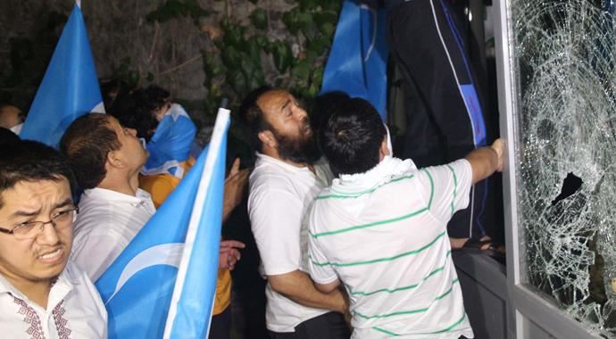 Eylemlerin hedefi Çin ziyaretini provoke etmek Eylemlerin hedefi Çin ziyaretini provoke etmek