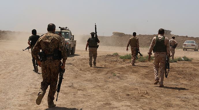 Enbar'da meydana gelen şiddet olaylarında 56 kişi öldü Enbar'da meydana gelen şiddet olaylarında 56 kişi öldü