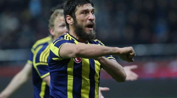Egemen Korkmaz'dan şaşırtan imza! Egemen Korkmaz'dan şaşırtan imza!
