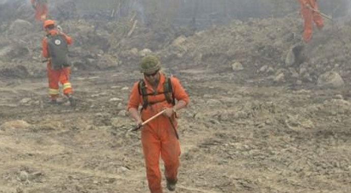 Kanada yanıyor! On binlerce kişi evinden oldu Kanada yanıyor! On binlerce kişi evinden oldu