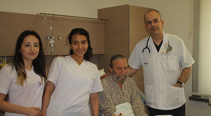 Karın ağrısı zannetti, meğerse... Karın ağrısı zannetti, meğerse...
