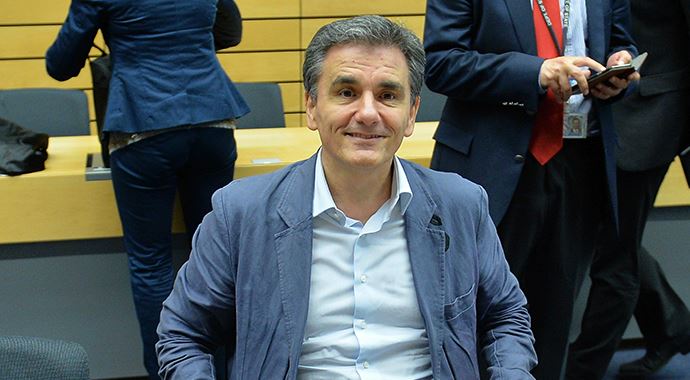 Yunanistan'da sermaye kontrolleri devam edecek Yunanistan'da sermaye kontrolleri devam edecek