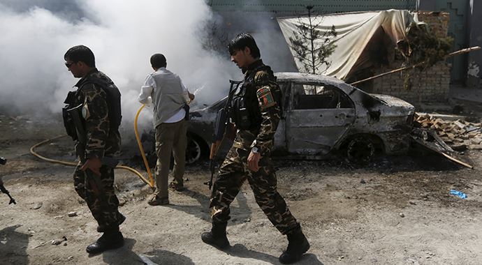Afganistan'da düzenlenen saldırılarda 25 kişi öldü Afganistan'da düzenlenen saldırılarda 25 kişi öldü