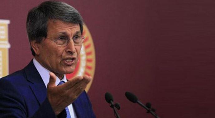 Yusuf Halaçoğlu görevden alındı Yusuf Halaçoğlu görevden alındı