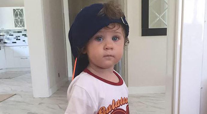 Minik Tuana yüzme havuzunda can verdi Minik Tuana yüzme havuzunda can verdi