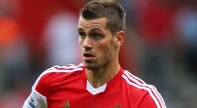 Manchester United Schneiderlin'i bitirmeye çok yakın Manchester United Schneiderlin'i bitirmeye çok yakın