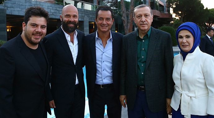 Erdoğan&#039;dan iftara katılanları çok özel hediye