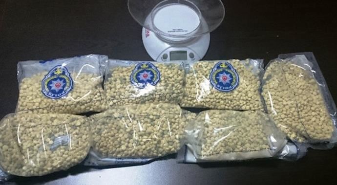 Denizli&#039;de uyuşturucu operasyonu, 10 bin hap ele geçirildi
