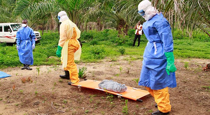 Gine'de yeni Ebola vakalarına rastlandı Gine'de yeni Ebola vakalarına rastlandı
