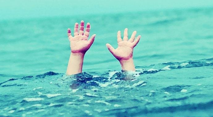 32 kişi boğulmaktan son anda kurtarıldı 32 kişi boğulmaktan son anda kurtarıldı