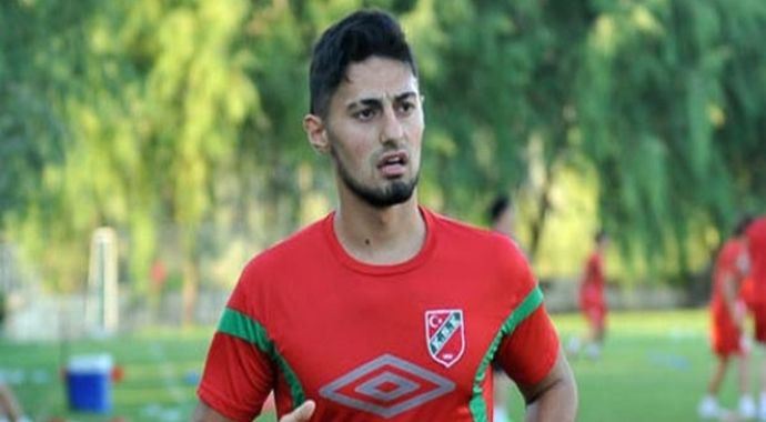 Denizlispor'da iki imza Denizlispor'da iki imza