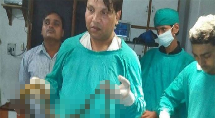 Doktorun bile midesi bulandı!