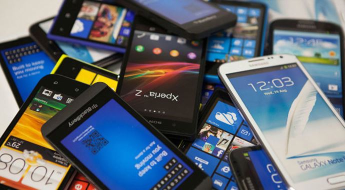 Cep telefonlarının fiyatları artacak mı? Cep telefonlarının fiyatları artacak mı?