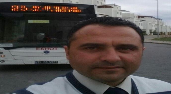 Otobüste unuttuğu para dolu çantası kayboldu