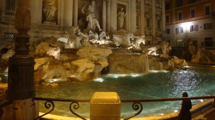 Dünyaca ünlü çeşmeyi fareler bastı