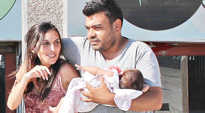 Anneyi, bebeğiyle birlikte kaçırdılar Anneyi, bebeğiyle birlikte kaçırdılar