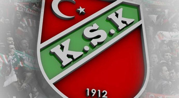 Karşıyaka'da 3 futbolcuyla yollar ayrıldı Karşıyaka'da 3 futbolcuyla yollar ayrıldı