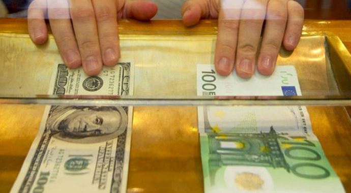 Dolar ve Euro güne 3 Temmuz'da ne durumda? Dolar ve Euro güne 3 Temmuz'da ne durumda?
