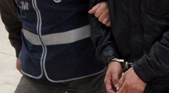 Terör örgütü operasyonunda 3 kişi yakalandı Terör örgütü operasyonunda 3 kişi yakalandı