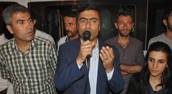 HDP'li vekile ailesinden soğuk duş: 'Reddediyoruz' HDP'li vekile ailesinden soğuk duş: 'Reddediyoruz'