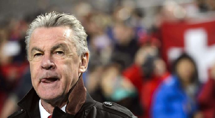 Hitzfeld 25 milyon İsviçre Frangını elini tersiyle itti Hitzfeld 25 milyon İsviçre Frangını elini tersiyle itti