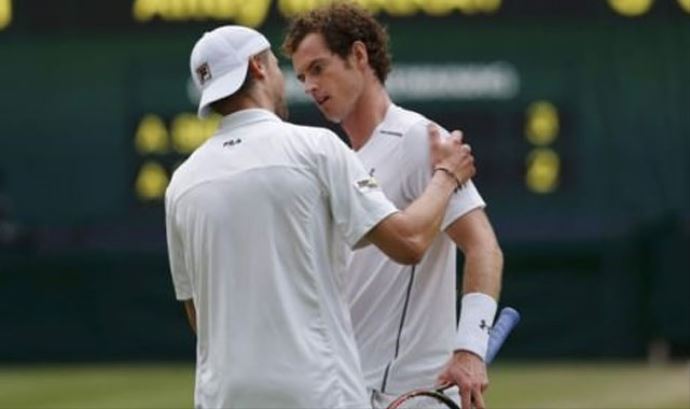Murray sakatlandı, maçı bırakmadı Murray sakatlandı, maçı bırakmadı