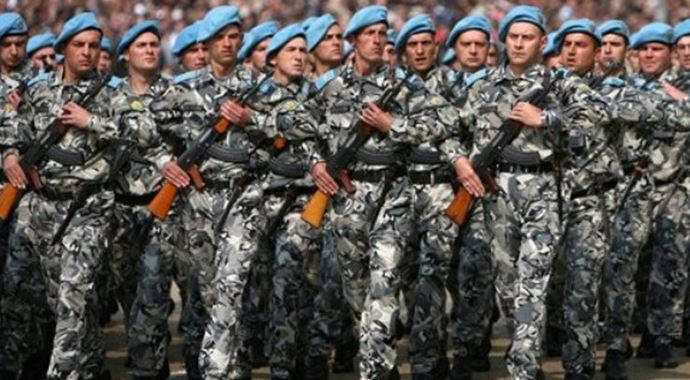 Bulgaristan'da 'gönüllü askerlik' Bulgaristan'da 'gönüllü askerlik'
