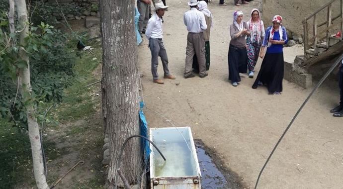 Çeşmeden su içerken feci şekilde can verdi