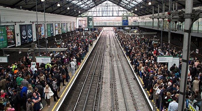 Londra metrosunda grev Londra metrosunda grev