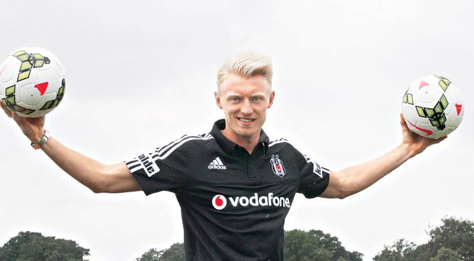Andreas Beck, Beşiktaş'a transferini yorumladı: Fırsat kaçmazdı Andreas Beck, Beşiktaş'a transferini yorumladı: Fırsat kaçmazdı