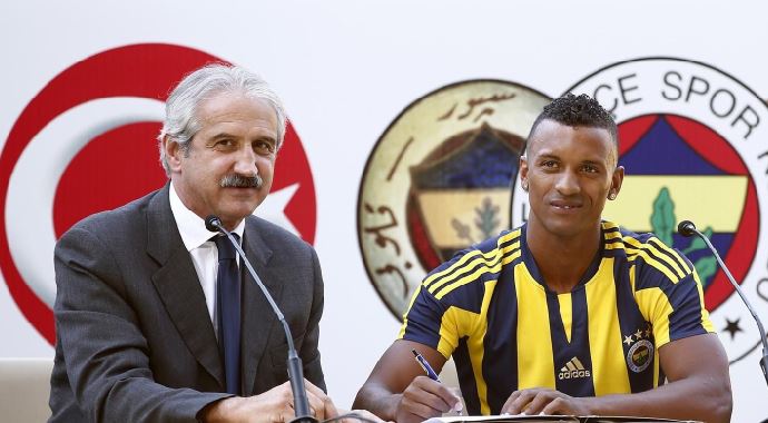 Fenerbahçe, Nani ile birlikte birinciliğe yükseldi!