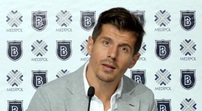 Emre Belözoğlu'nun metabolik yaşını öğrenince çok şaşıracaksınız! Emre Belözoğlu'nun metabolik yaşını öğrenince çok şaşıracaksınız!