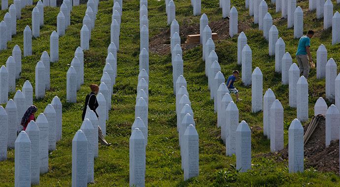 'BM destek verseydi Srebrenica Soykırımı önlenebilirdi' 'BM destek verseydi Srebrenica Soykırımı önlenebilirdi'