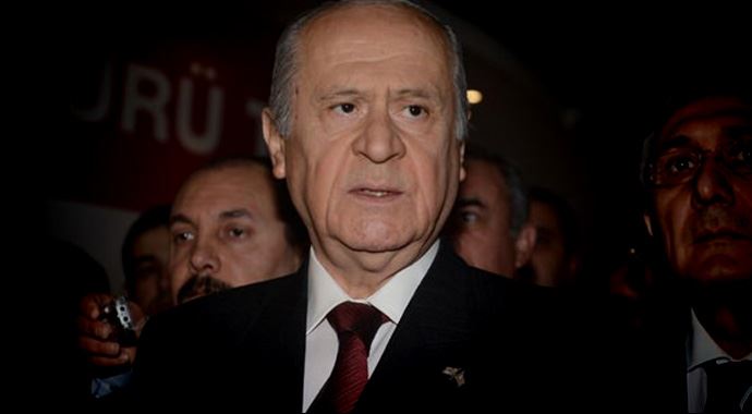 Bahçeli&#039;den Kılıçdaroğlu ve Davutoğlu&#039;na çağrı