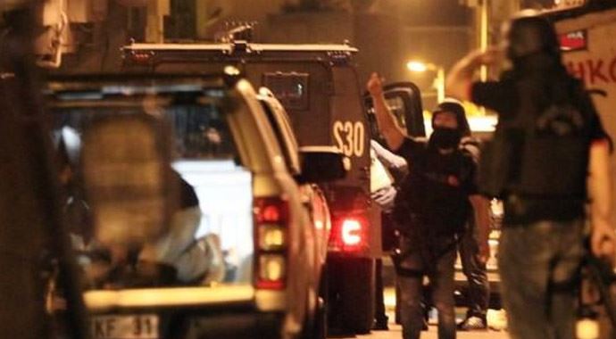 İstanbul'da terör örgütü operasyonu İstanbul'da terör örgütü operasyonu